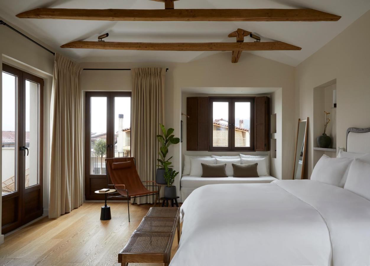 The Storyteller Boutique House Hotel Калампака Екстериор снимка