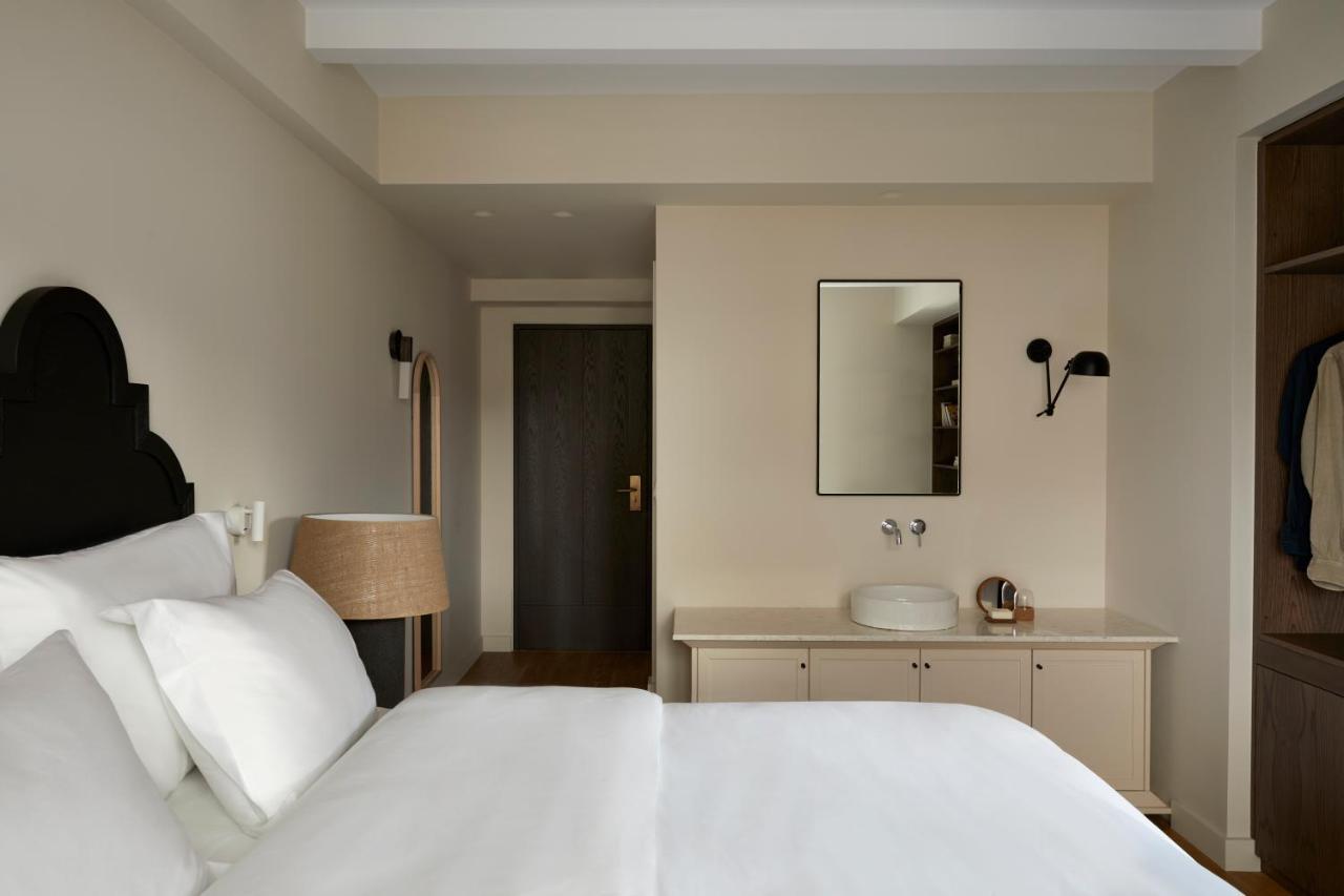 The Storyteller Boutique House Hotel Калампака Екстериор снимка